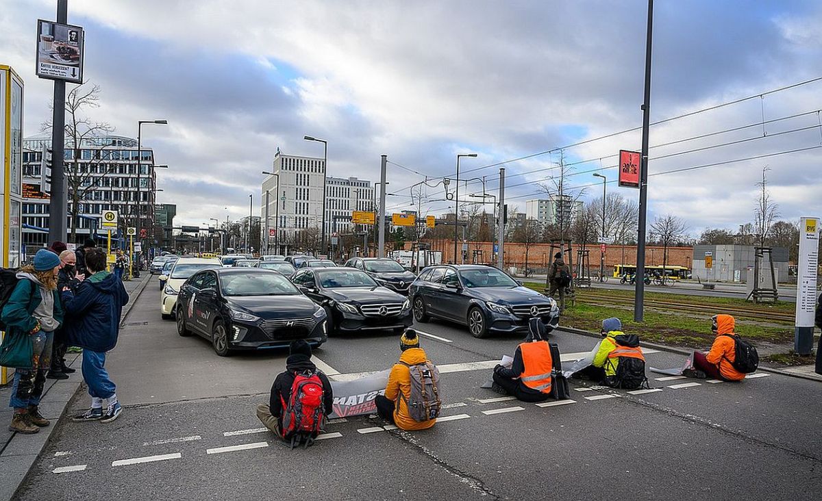 Klimakleber – Angriff auf die&nbsp;Demokratie